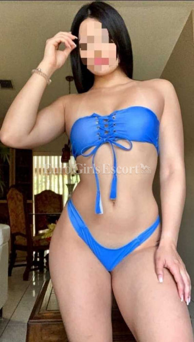 Hello I'm April a fresh young Colombian lady girlfriend lady with pretty body living in Panama